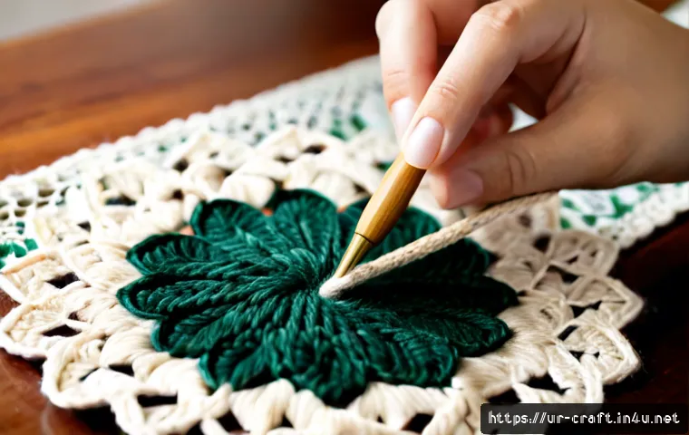 Home 17 수공예 크로셰 - Photorealistic close-up of skilled hands crocheting a delicate cream lace coaster with a wooden croc...